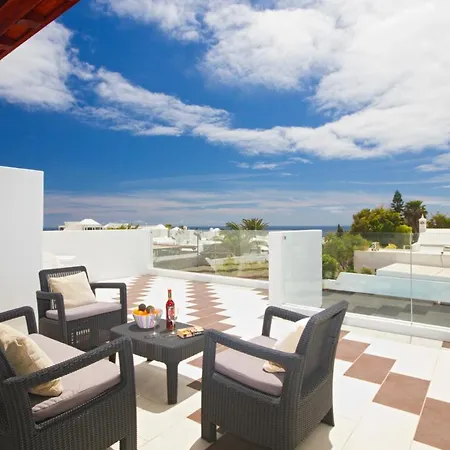 Vila Puerto Del Carmen Sleeps 6 Pool Wifi